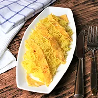 Balaleet with omelette